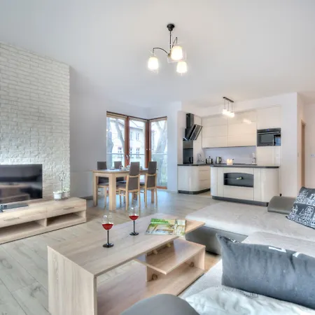 아파트 Sopot Premium Stay Kamienny Potok With Parking By Noclegi Renters 소포트