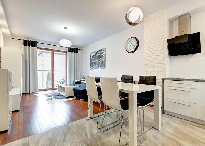 Appartamento Premium Kamienny Potok With Parking By Renters Sopot